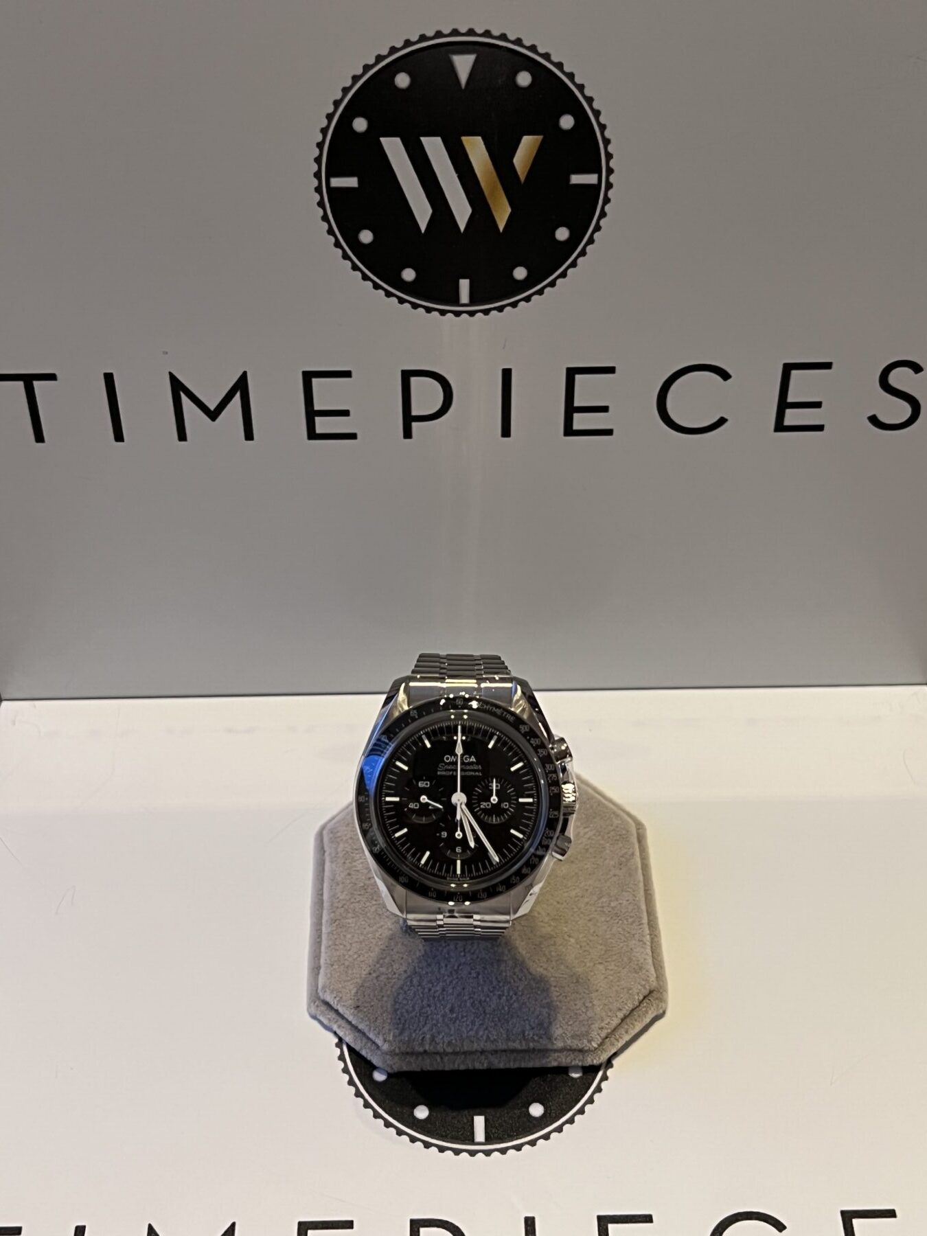 Omega Speedmaster Moonwatch