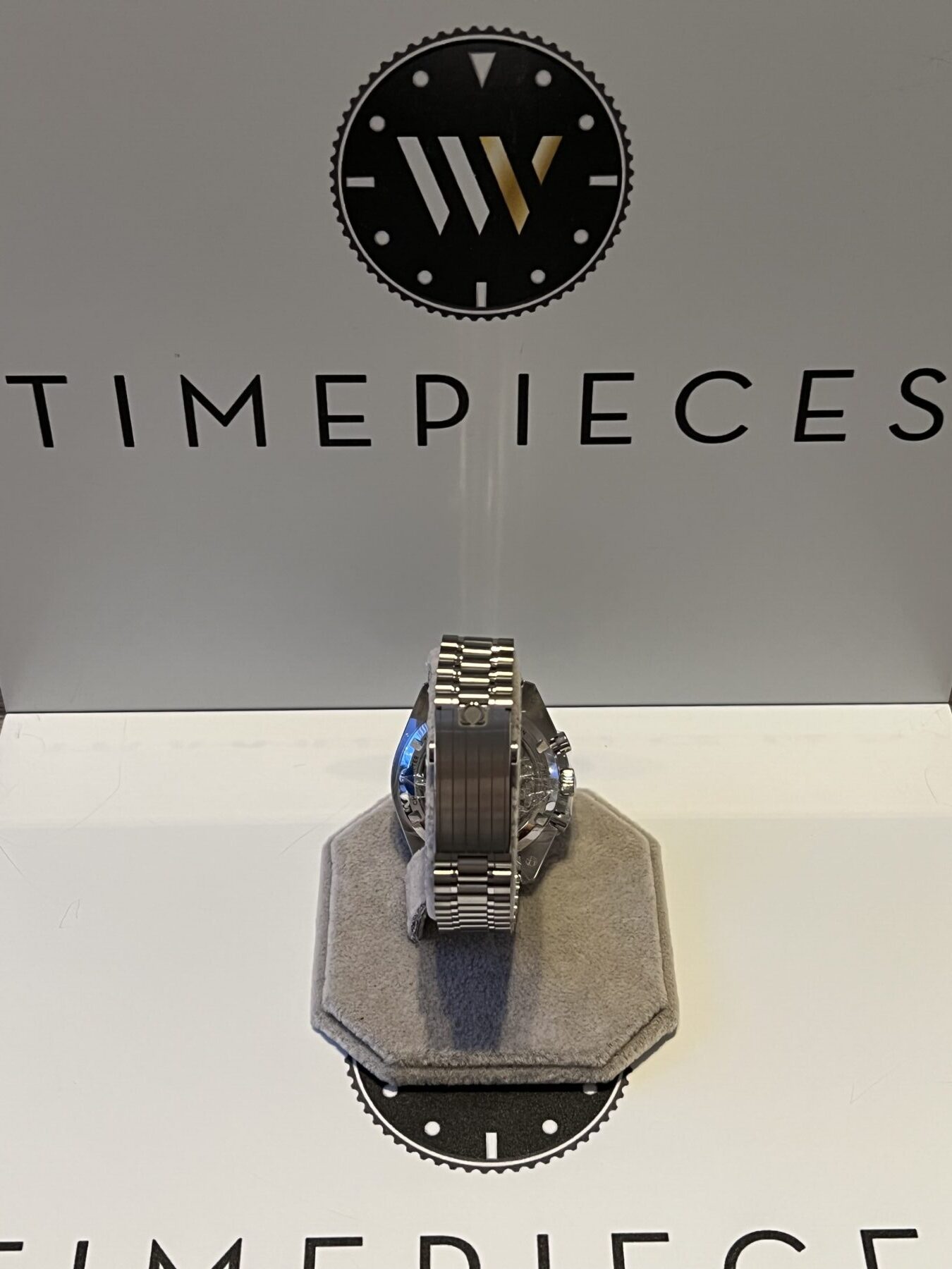 Omega Speedmaster Moonwatch