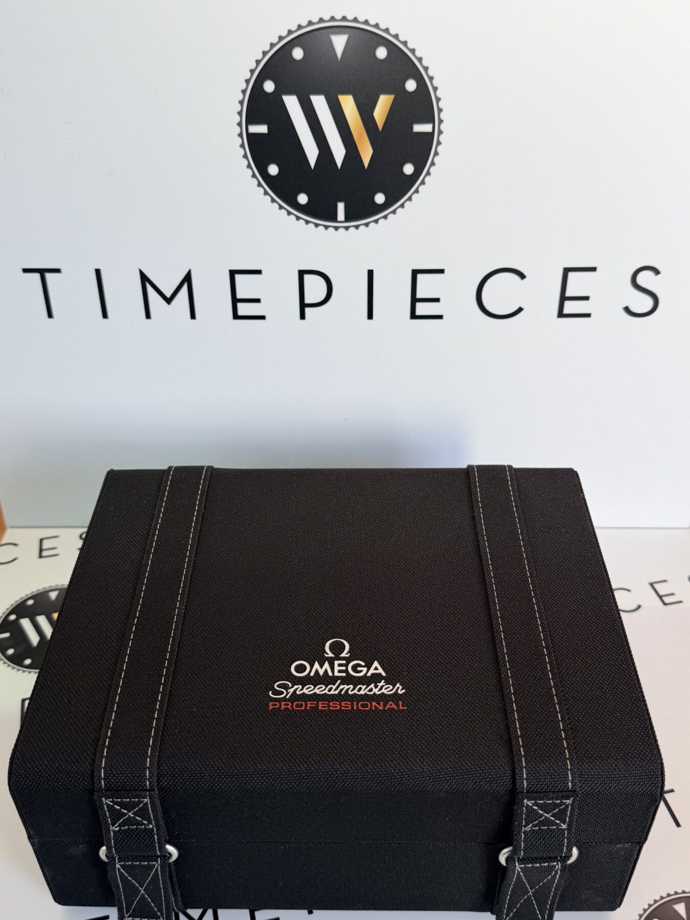 Omega Speedmaster Moonwatch White