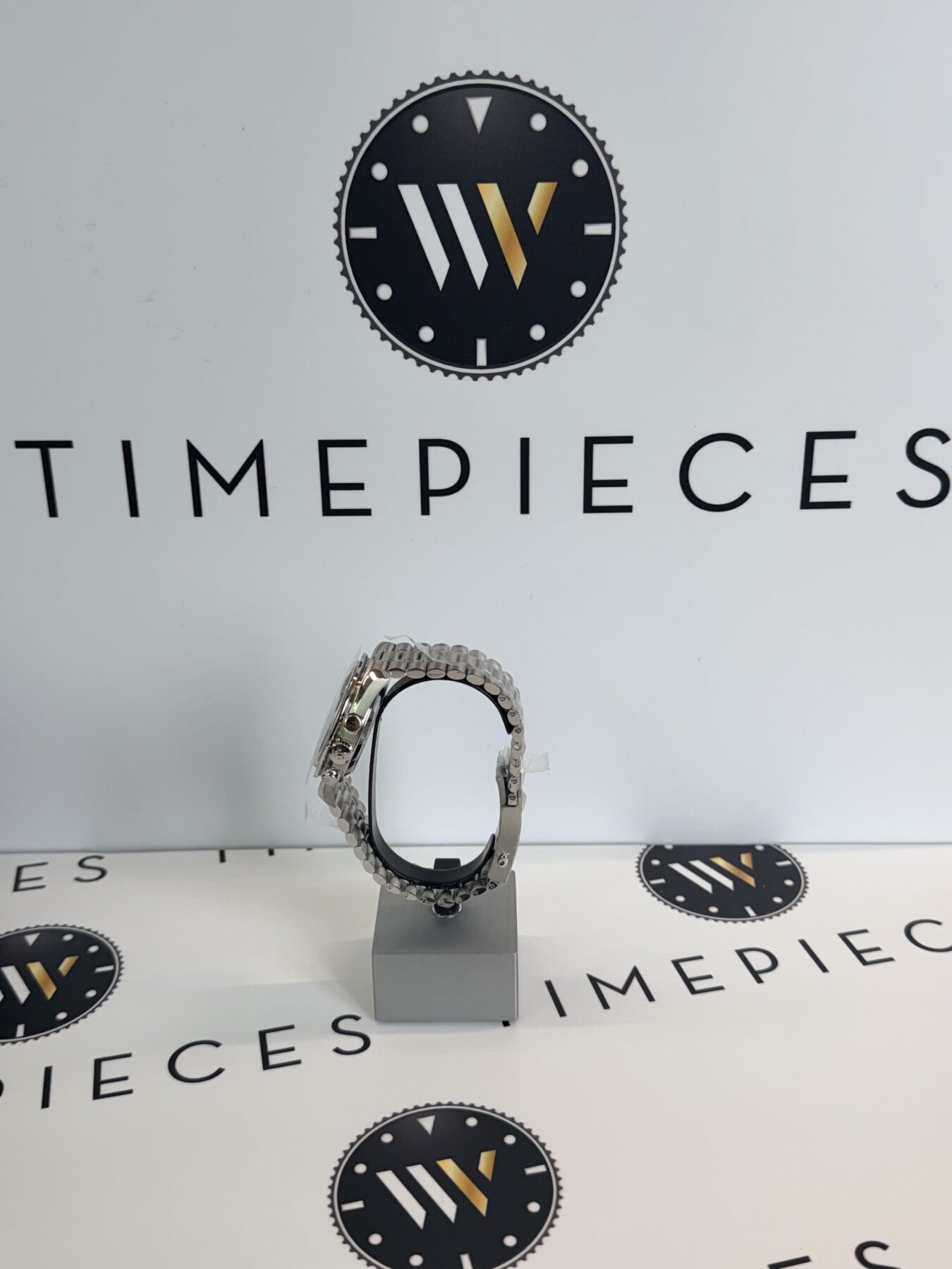 Omega Speedmaster Moonwatch White